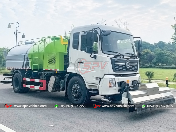 DONGFENG High-pressure Road Jetting Truck - Front Right Side